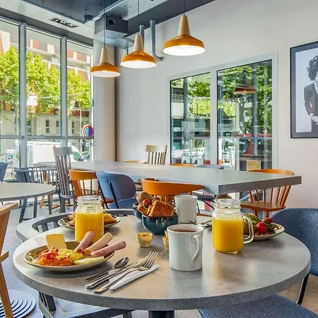 Ibis Centre Stade Hotel